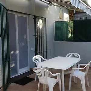 Karina, To The With Terrace And Private Parking , Savona Italia